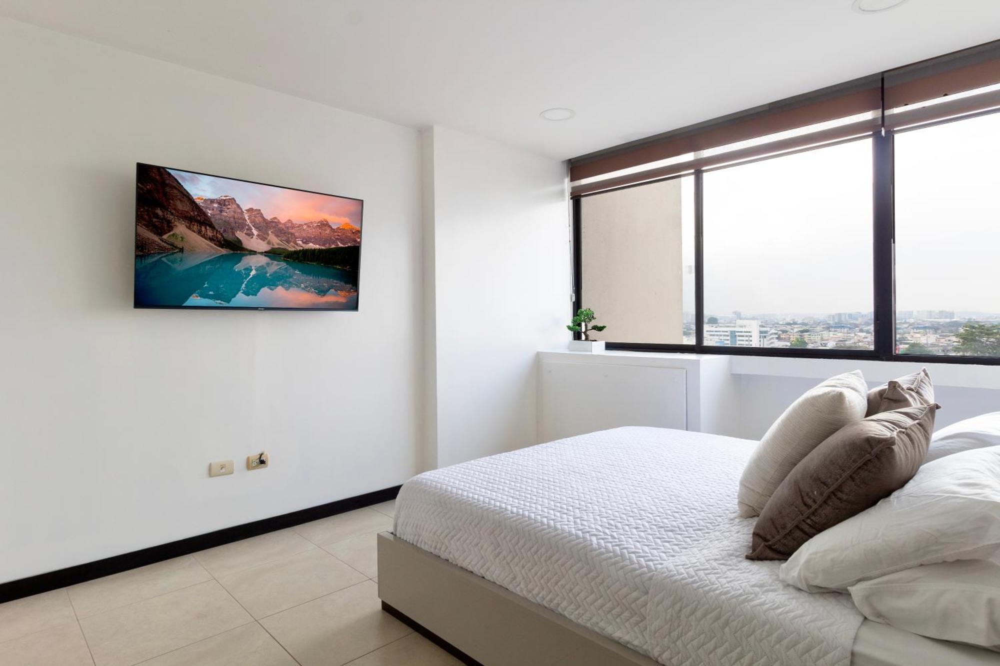 Puerto Santa Ana Luxury Suites 瓜亚基尔 外观 照片